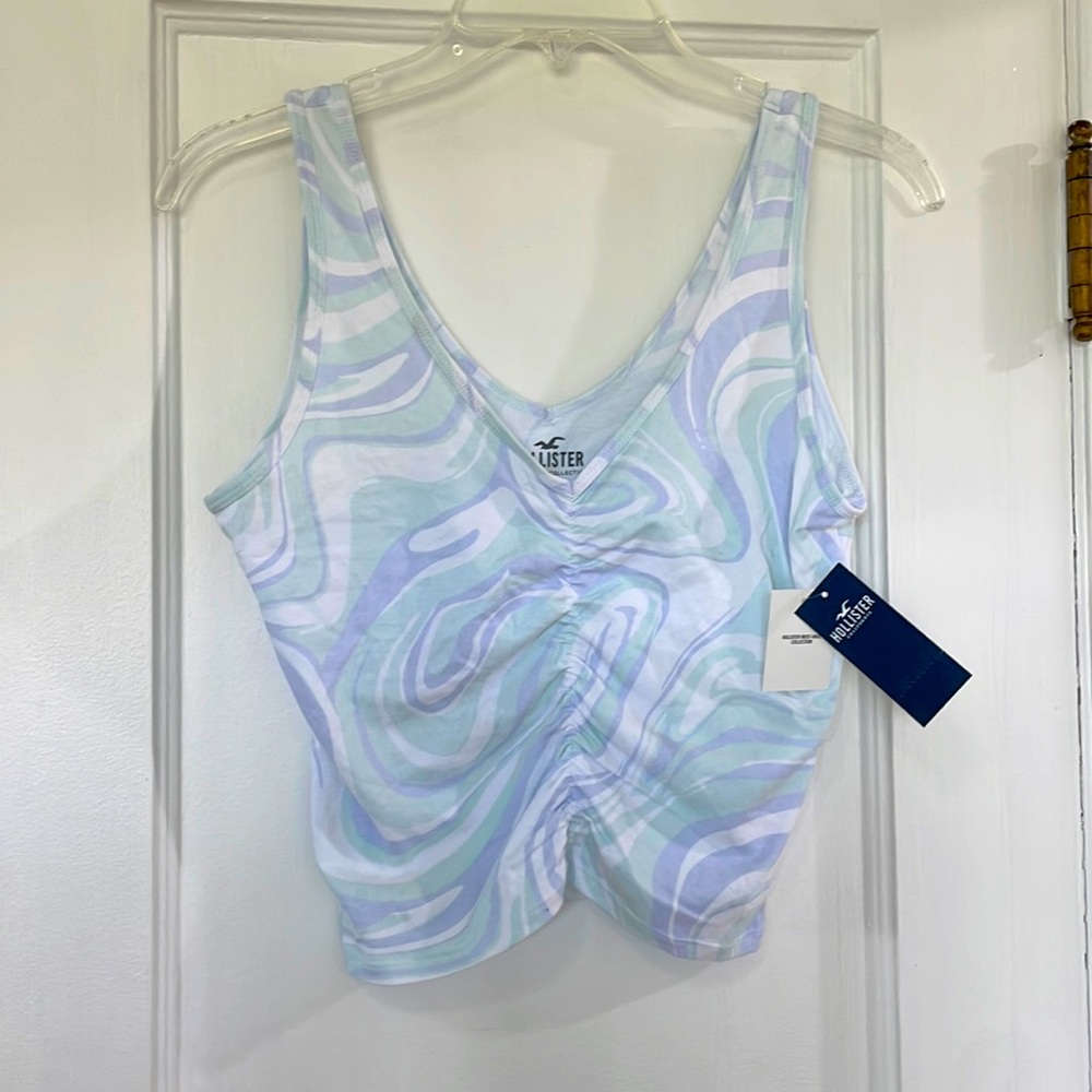 NWT Hollister women’s crop top M